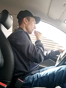 Snapshot of nacho20cmhot chatting on 10/30/25, 02:07 nacho20cmhot online show from 10/30/25, 02:07