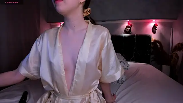 Camilla Kelly online show from 02/09/26, 01:09