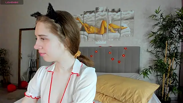 Camilla Kelly online show from 02/18/26, 01:12