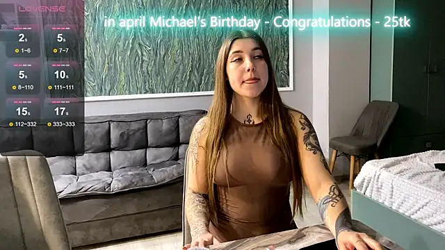 Snapshot of VelvetMiley chatting on 04/18/26, 03:16 VelvetMiley online show from 04/18/26, 03:16