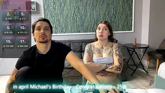 Snapshot of VelvetMiley chatting on 04/19/26, 06:10 VelvetMiley online show from 04/19/26, 06:10