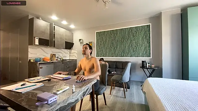 Snapshot of VelvetMiley chatting on 07/02/26, 04:18 VelvetMiley online show from 07/02/26, 04:18