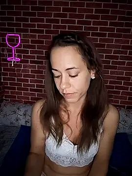 Snapshot of HotGinger66 chatting on 11/21/25, 09:41 HotGinger66 online show from 11/21/25, 09:41