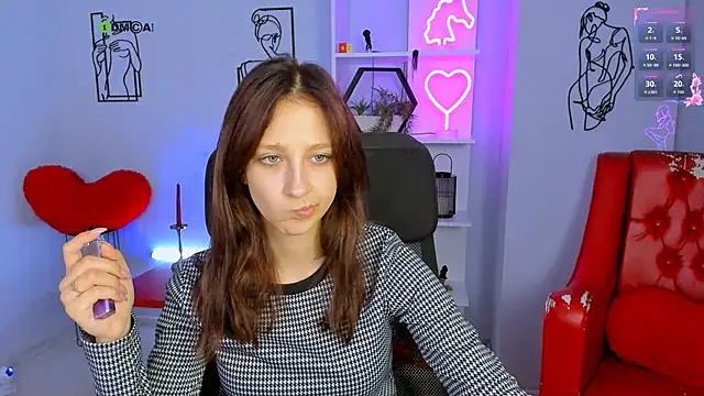 Snapshot of lau_ra_queen chatting on 09/10/25, 09:31 lau ra queen online show from 09/10/25, 09:31