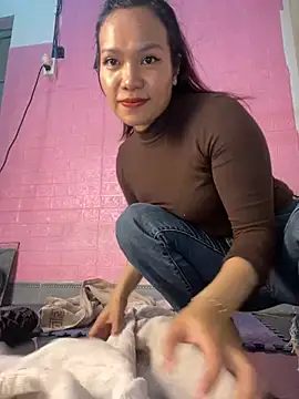 Snapshot of Rose_194 chatting on 03/17/26, 05:55 Rose 194 online show from 03/17/26, 05:55