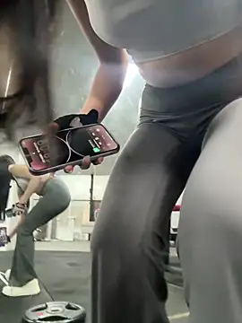 Snapshot of jiajia_L chatting on 03/14/26, 10:10 jiajia L online show from 03/14/26, 10:10