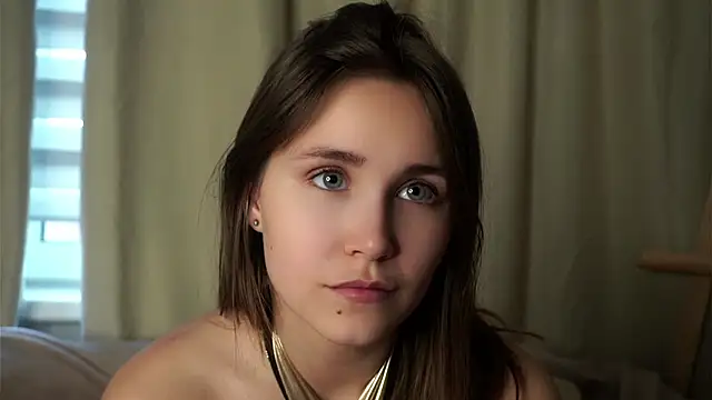 EthalFlowers online show from 10/15/25, 01:17