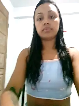 indiazinhabella27 online show from 10/26/25, 10:04