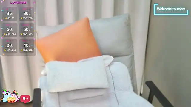 LINLIN-2025 online show from 11/15/25, 02:02