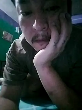 Snapshot of lilldickyyy chatting on 05/03/26, 04:46 lilldickyyy online show from 05/03/26, 04:46