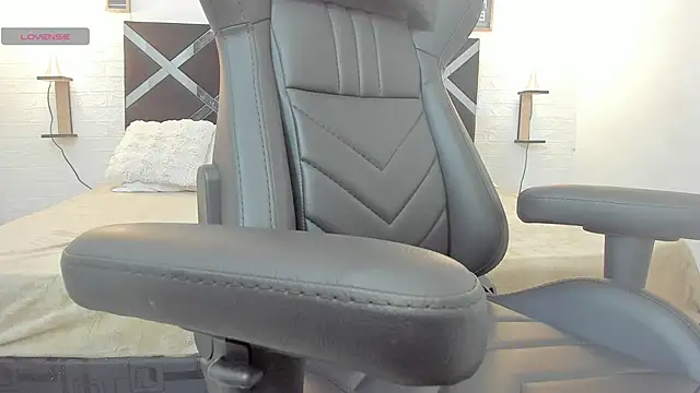 Katalina red online show from 09/26/25, 07:07