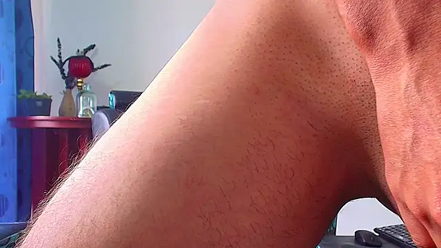 Snapshot of DaveSoldier chatting on 10/15/25, 04:29 DaveSoldier online show from 10/15/25, 04:29