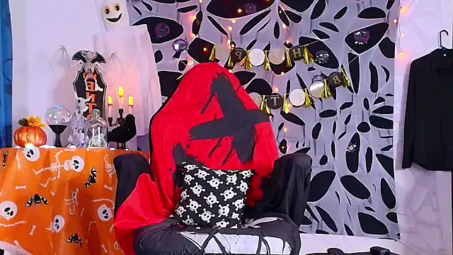 Snapshot of DaveSoldier chatting on 10/29/25, 05:31 DaveSoldier online show from 10/29/25, 05:31