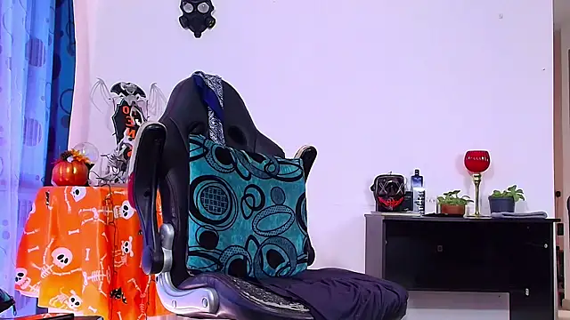 Snapshot of DaveSoldier chatting on 11/10/25, 07:46 DaveSoldier online show from 11/10/25, 07:46