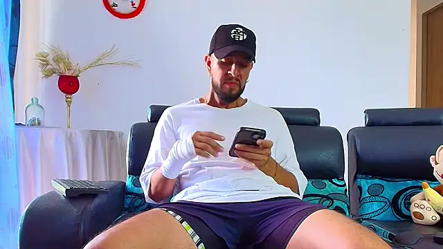 Snapshot of DaveSoldier chatting on 01/10/26, 05:37 DaveSoldier online show from 01/10/26, 05:37