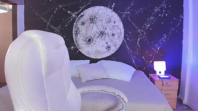 ShaniaDaniels online show from 11/06/25, 10:21