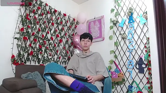 LiamBrown09 online show from 03/27/26, 07:13