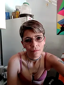 Lulypsicologasexual online show from 10/19/25, 04:40