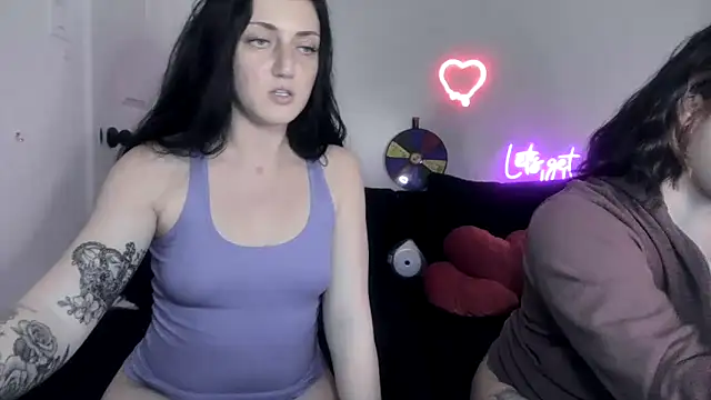 Snapshot of torithequeen chatting on 03/04/26, 03:34 torithequeen online show from 03/04/26, 03:34