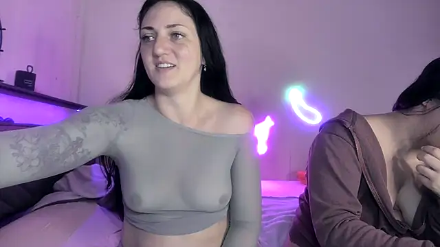 Snapshot of torithequeen chatting on 04/08/26, 02:28 torithequeen online show from 04/08/26, 02:28