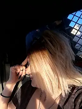 Splash Queen420 online show from 04/05/26, 11:02