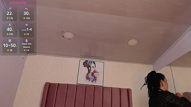 Snapshot of AriannaAdames chatting on 06/29/26, 01:00 AriannaAdames online show from 06/29/26, 01:00