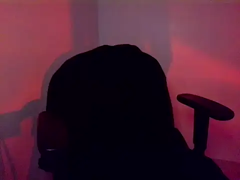 Snapshot of redruby_xoxo chatting on 03/15/26, 08:53 redruby xoxo online show from 03/15/26, 08:53