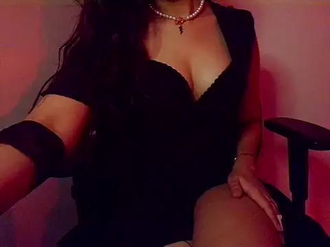 Snapshot of redruby_xoxo chatting on 03/27/26, 09:21 redruby xoxo online show from 03/27/26, 09:21