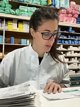 ferchule7 online show from 09/10/25, 04:29