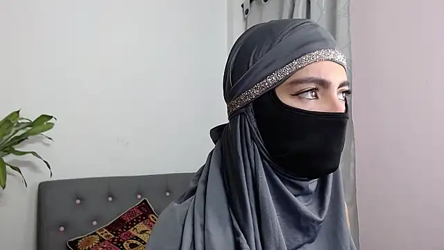 jade nassar online show from 09/27/25, 10:37