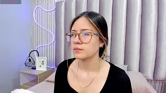 Snapshot of SamanthaPeachss chatting on 02/10/26, 11:47 SamanthaPeachss online show from 02/10/26, 11:47