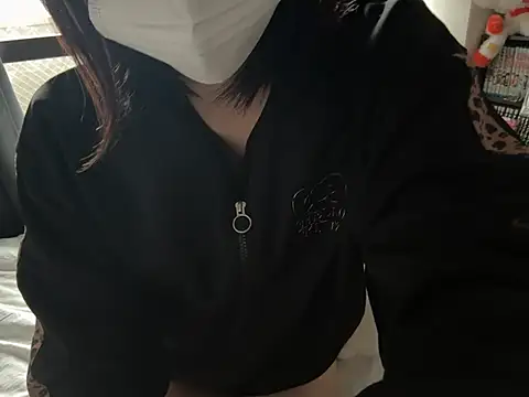 Snapshot of kabikabi_makaron chatting on 04/29/26, 06:06 kabikabi makaron online show from 04/29/26, 06:06