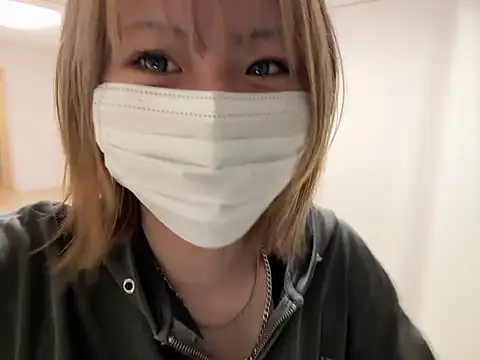 Snapshot of kabikabi_makaron chatting on 06/11/26, 08:34 kabikabi makaron online show from 06/11/26, 08:34