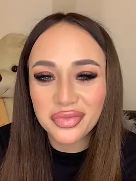 hannacandii online show from 11/11/25, 05:46