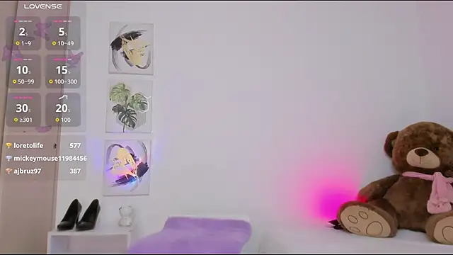 Snapshot of Nataly_evans18 chatting on 11/19/25, 05:51 Nataly evans18 online show from 11/19/25, 05:51