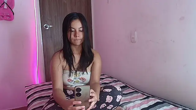 Snapshot of mady_gh chatting on 07/02/26, 05:24 mady gh online show from 07/02/26, 05:24