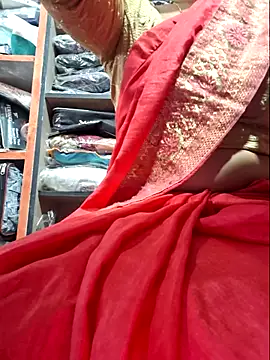 Snapshot of indianhotwife639 chatting on 09/30/25, 06:51 indianhotwife639 online show from 09/30/25, 06:51