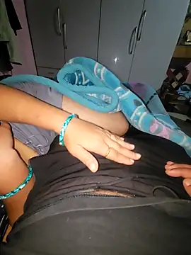 Snapshot of indianhotwife639 chatting on 10/02/25, 10:39 indianhotwife639 online show from 10/02/25, 10:39