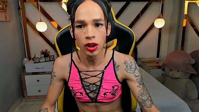 Snapshot of sara_slut21 chatting on 12/30/24, 07:37 sara slut21 online show from 12/30/24, 07:37