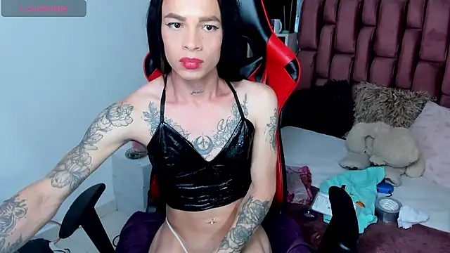 Snapshot of sara_slut21 chatting on 03/15/25, 08:04 sara slut21 online show from 03/15/25, 08:04