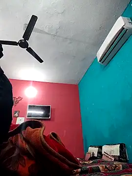 mannu11223 online show from 12/18/25, 05:52