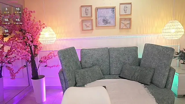 LoonaNyx online show from 11/05/25, 11:32