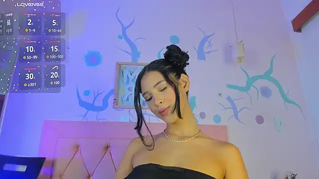 Snapshot of NoahPerez chatting on 10/08/25, 03:04 NoahPerez online show from 10/08/25, 03:04