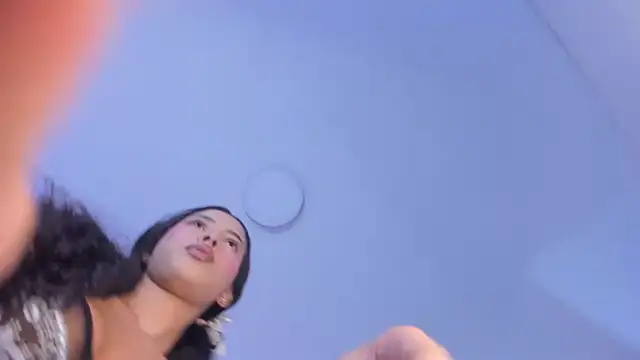 Snapshot of NoahPerez chatting on 11/10/25, 03:38 NoahPerez online show from 11/10/25, 03:38