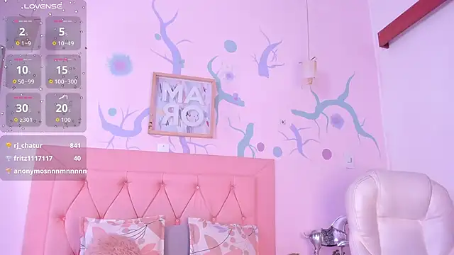 Snapshot of NoahPerez chatting on 12/13/25, 10:26 NoahPerez online show from 12/13/25, 10:26