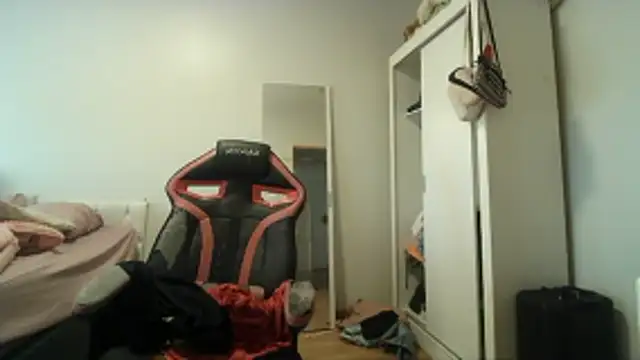 Becca B online show from 02/03/26, 04:56