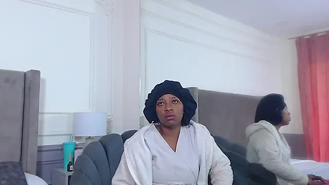 NatashaSilver online show from 11/25/25, 01:11