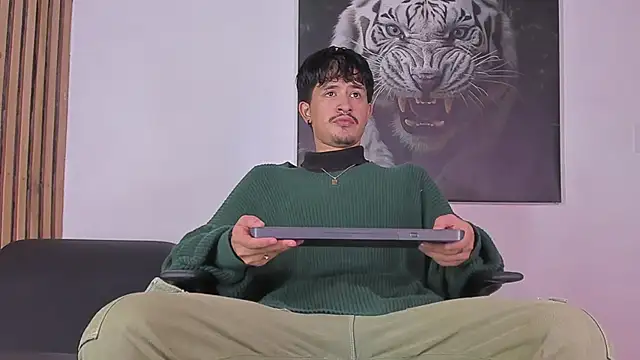 DimitriDeluxe online show from 09/27/25, 07:52