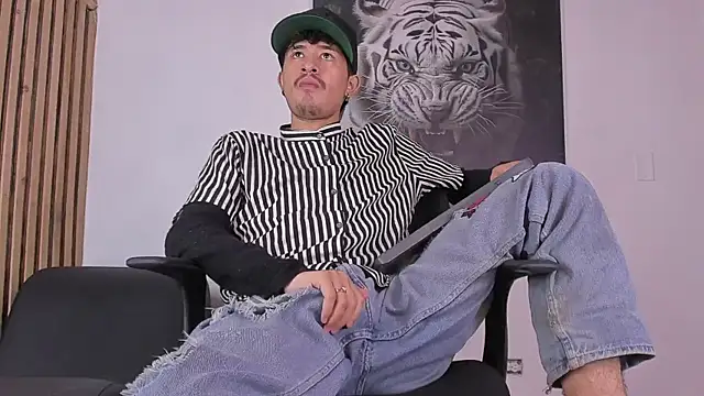 DimitriDeluxe online show from 10/01/25, 08:04