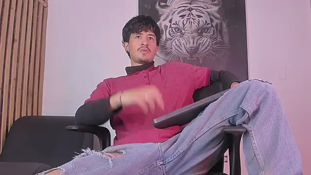 DimitriDeluxe online show from 10/10/25, 08:19